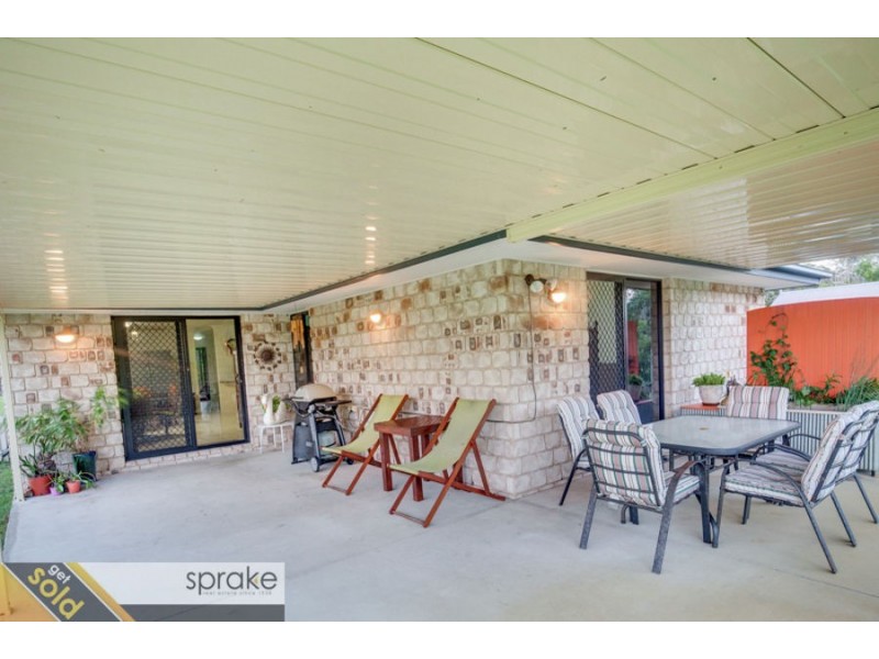 32 Beacon Road, Booral QLD 4655