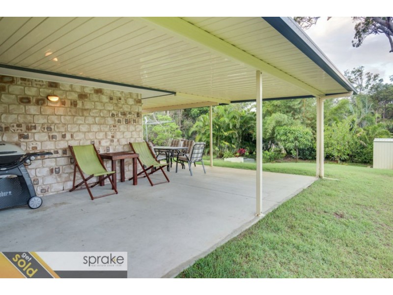 32 Beacon Road, Booral QLD 4655