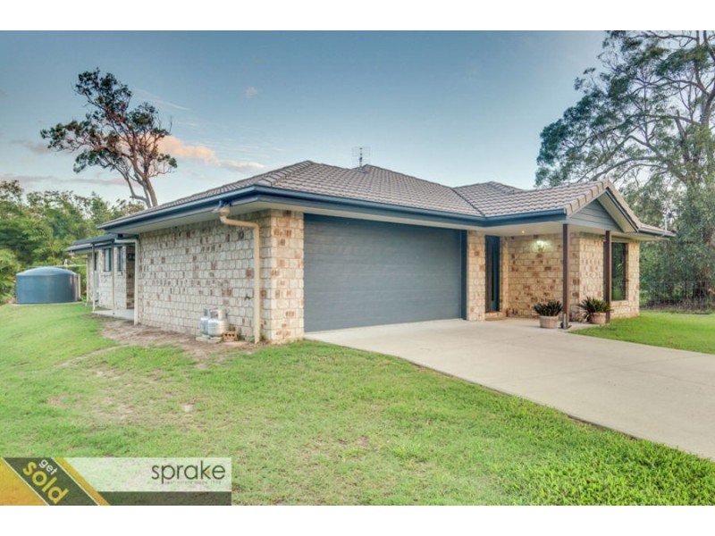 32 Beacon Road, Booral QLD 4655