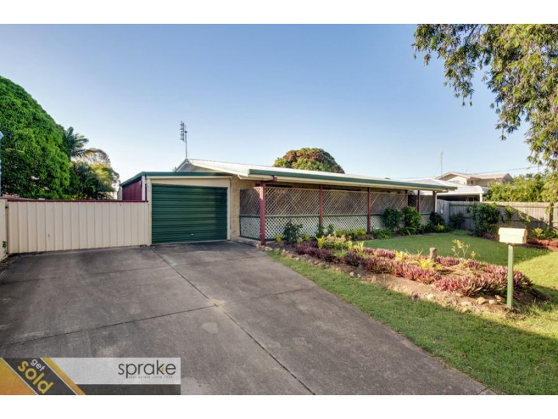 19 William Street, Urangan QLD 4655