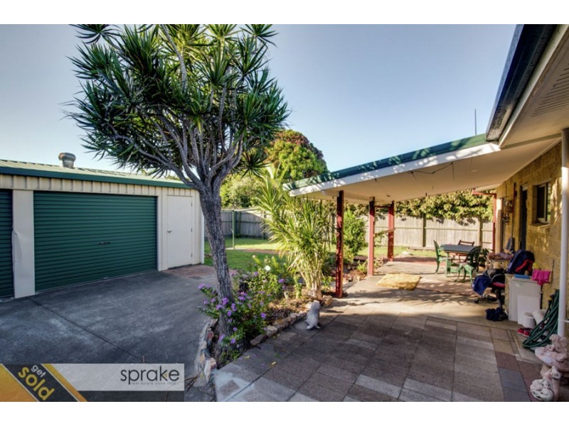 19 William Street, Urangan QLD 4655