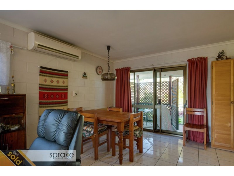 19 William Street, Urangan QLD 4655