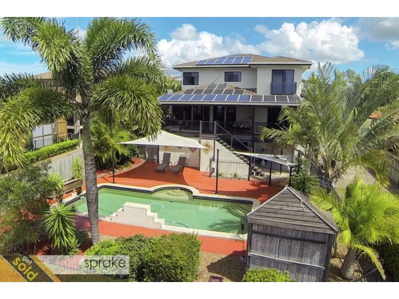 17 Christensen Street, Urraween QLD 4655