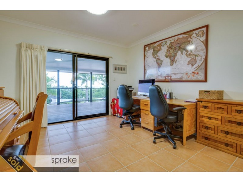 17 Christensen Street, Urraween QLD 4655