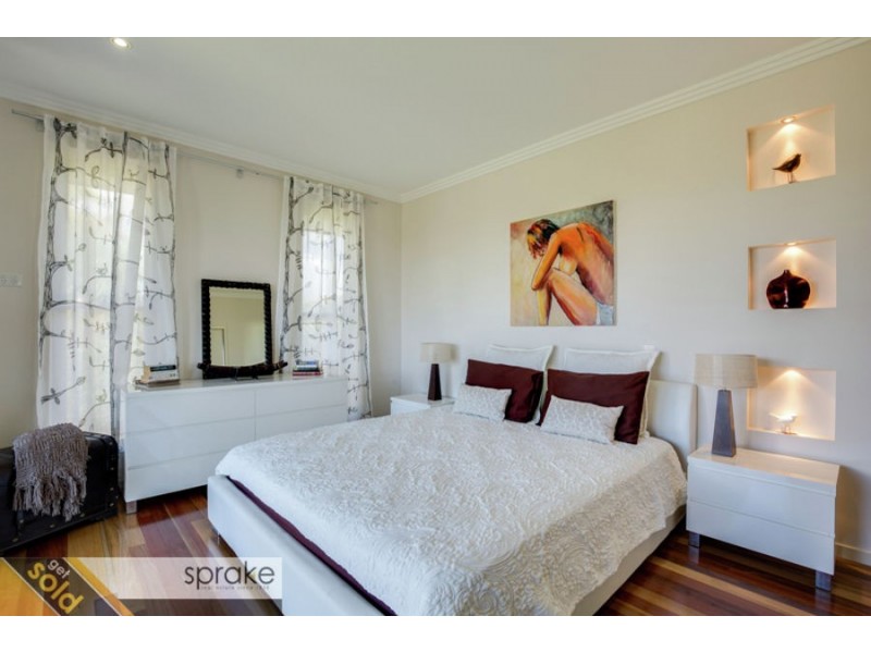 5 Swissalp Drive, Urraween QLD 4655