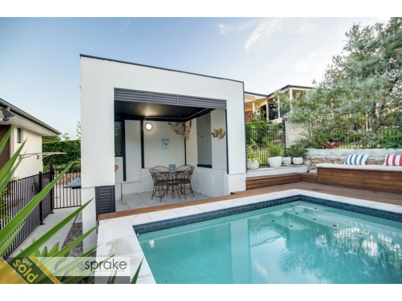 5 Swissalp Drive, Urraween QLD 4655