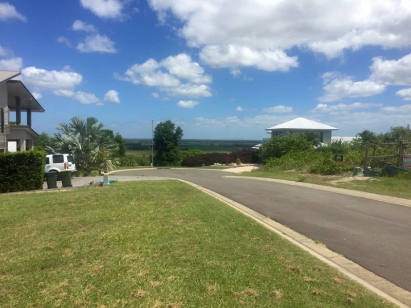 2 Fraser Outlook Court, Kawungan QLD 4655
