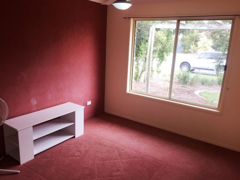 17 Wide Bay Drive, Eli Waters QLD 4655