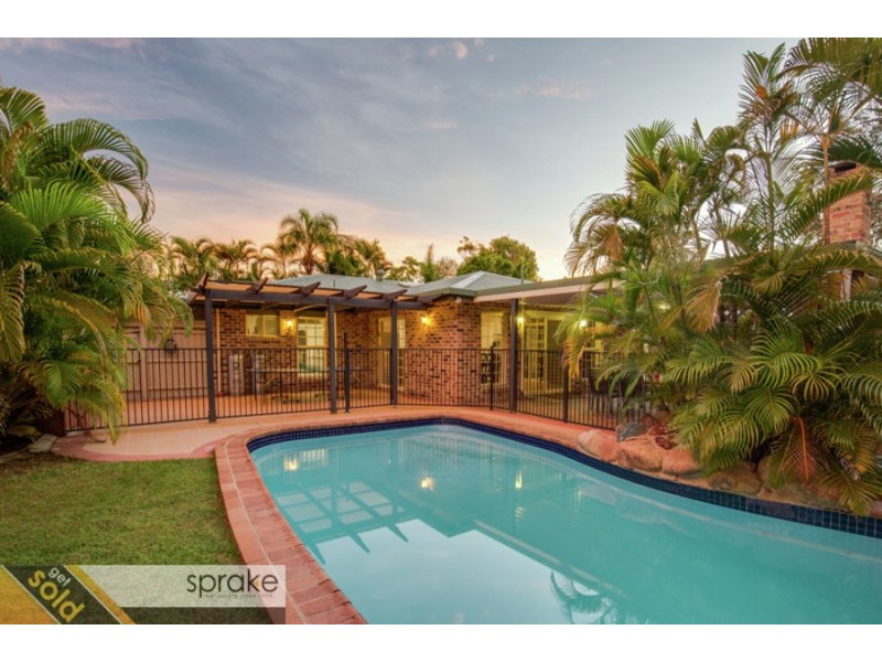 15 Windemere Road, Wondunna QLD 4655