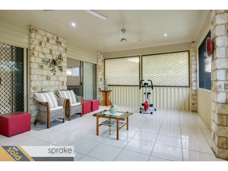 61 Pulgul Street, Urangan QLD 4655