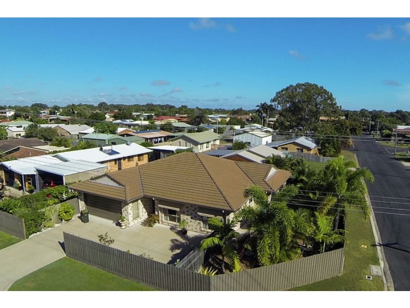 61 Pulgul Street, Urangan QLD 4655