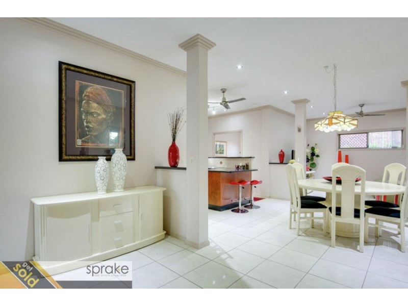 61 Pulgul Street, Urangan QLD 4655