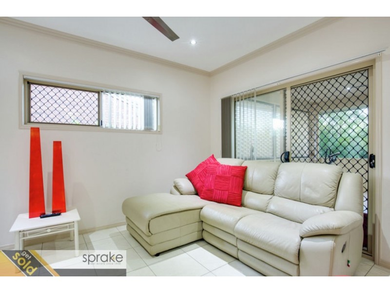 61 Pulgul Street, Urangan QLD 4655