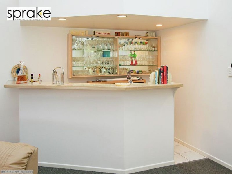 11 Oceanview Street, Point Vernon QLD 4655