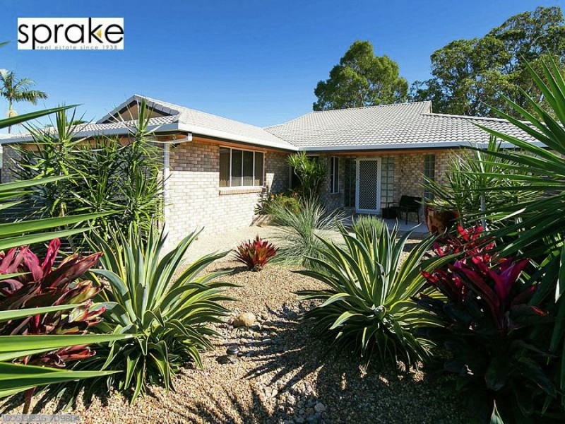 11 Oceanview Street, Point Vernon QLD 4655