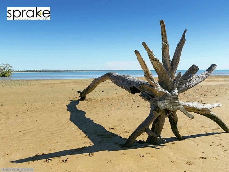 11 Oceanview Street, Point Vernon QLD 4655