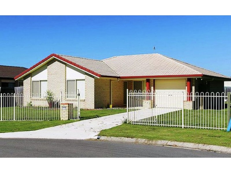 16 Kensi Court, Point Vernon QLD 4655