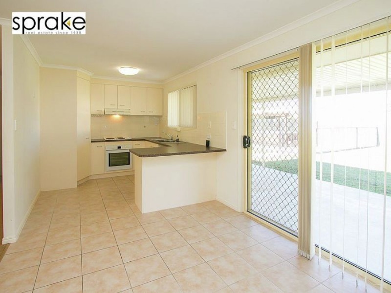 16 Kensi Court, Point Vernon QLD 4655