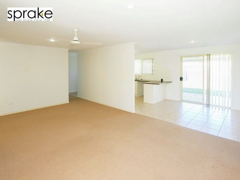 16 Kensi Court, Point Vernon QLD 4655