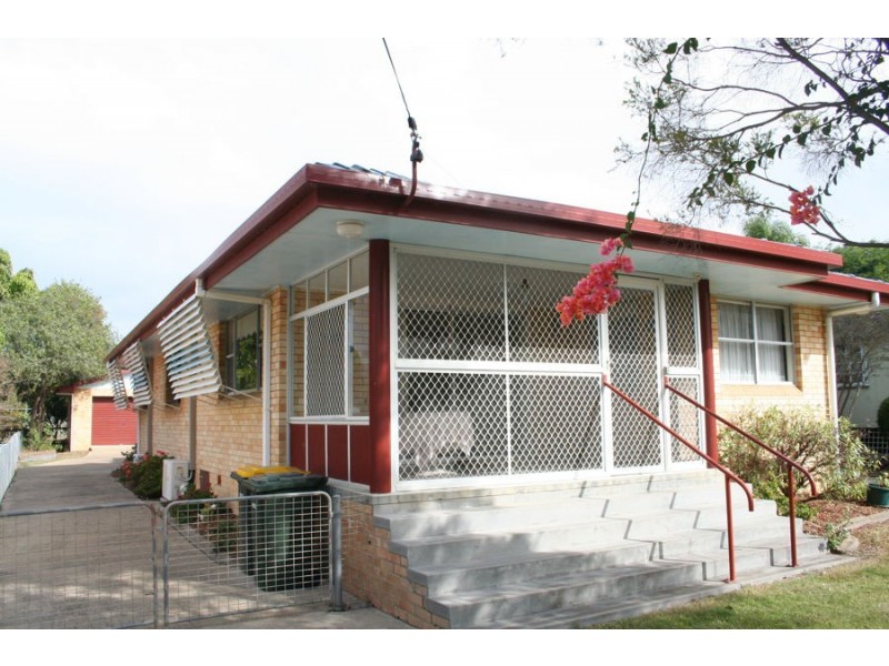 4 Corser Street, Point Vernon QLD 4655