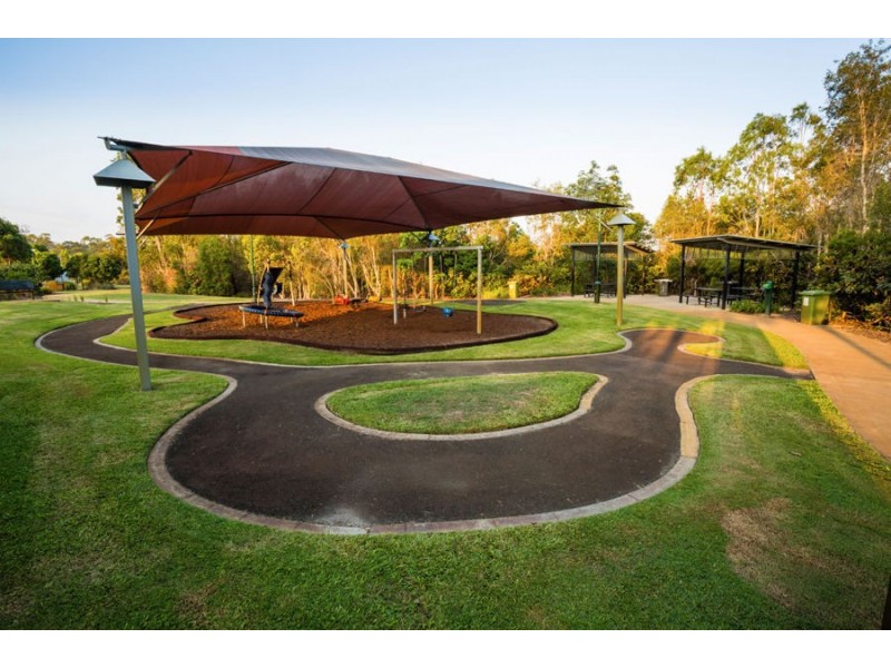 30 Parklands Boulevard, Wondunna QLD 4655
