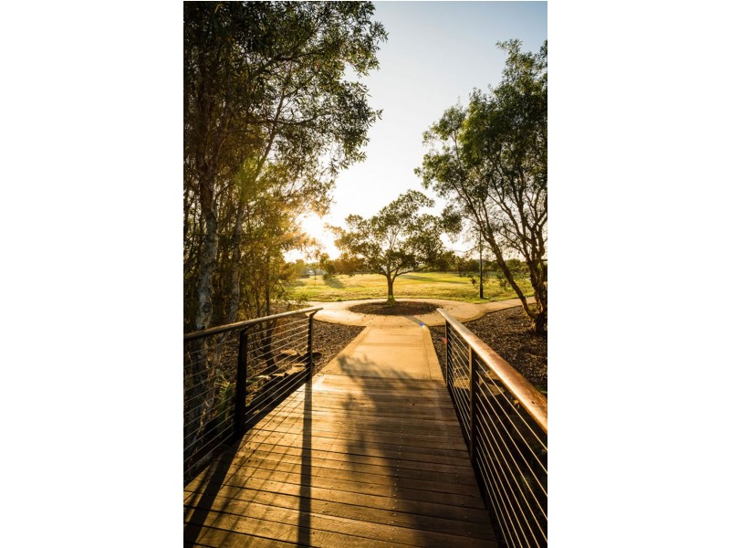 30 Parklands Boulevard, Wondunna QLD 4655