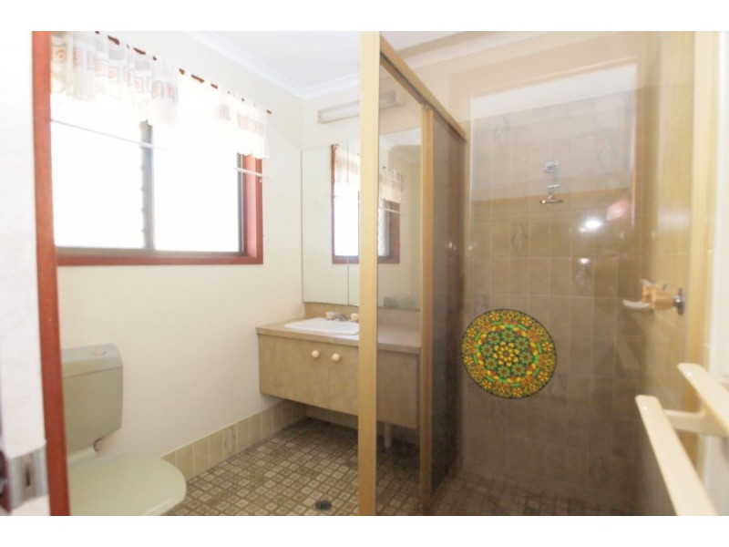 8 Virginia Court, Scarness QLD 4655