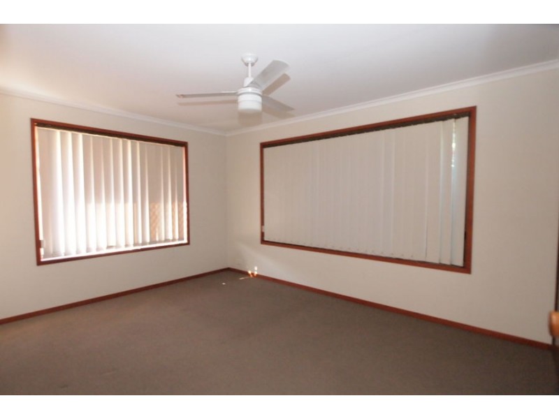 8 Virginia Court, Scarness QLD 4655