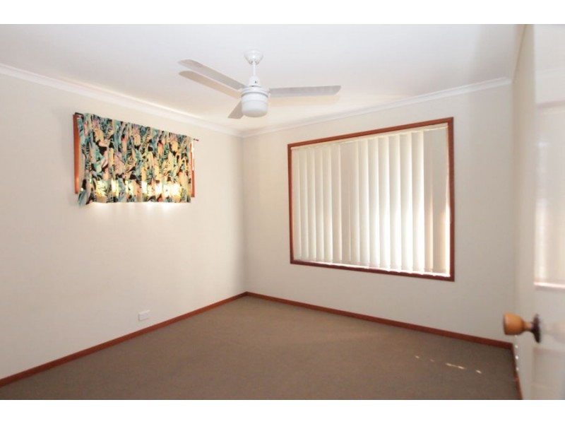 8 Virginia Court, Scarness QLD 4655