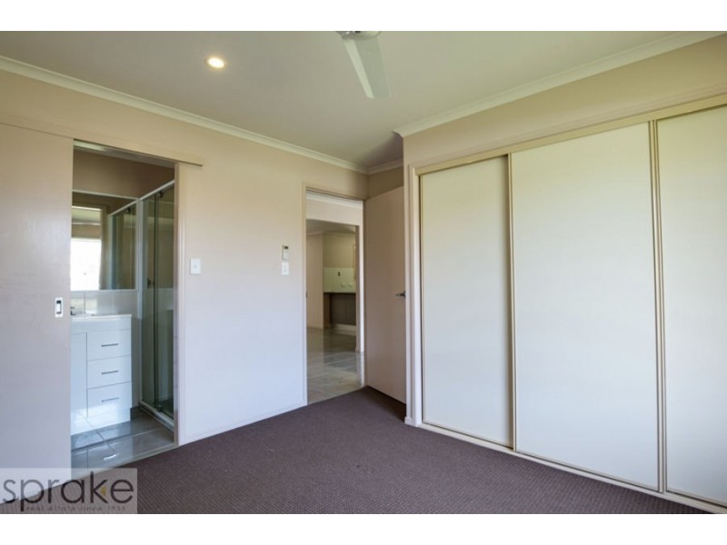 15 Crystal Court, Urangan QLD 4655