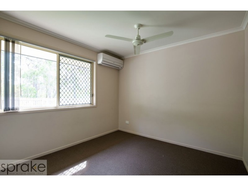 15 Crystal Court, Urangan QLD 4655
