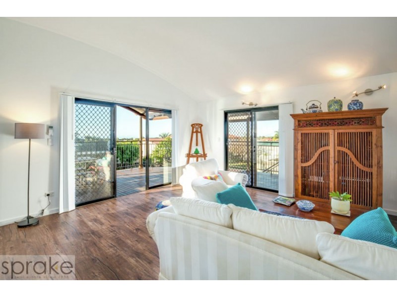 6 Moonbi Street, Scarness QLD 4655