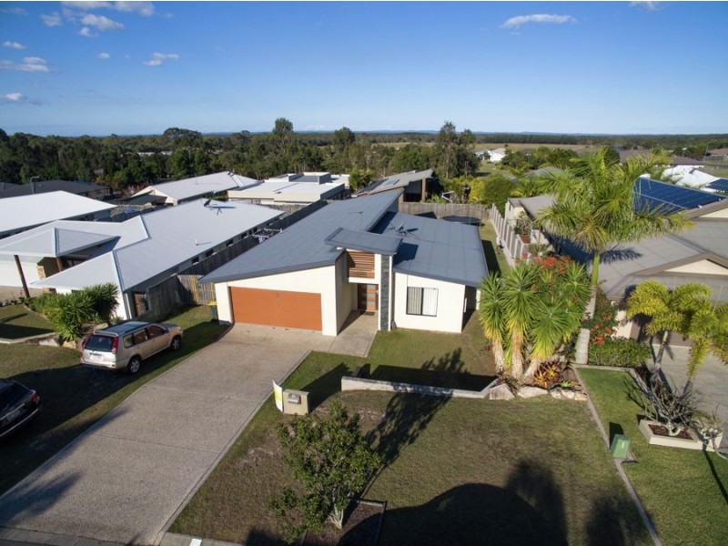 15 Seacrest Drive, Wondunna QLD 4655