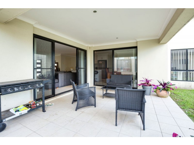 15 Seacrest Drive, Wondunna QLD 4655