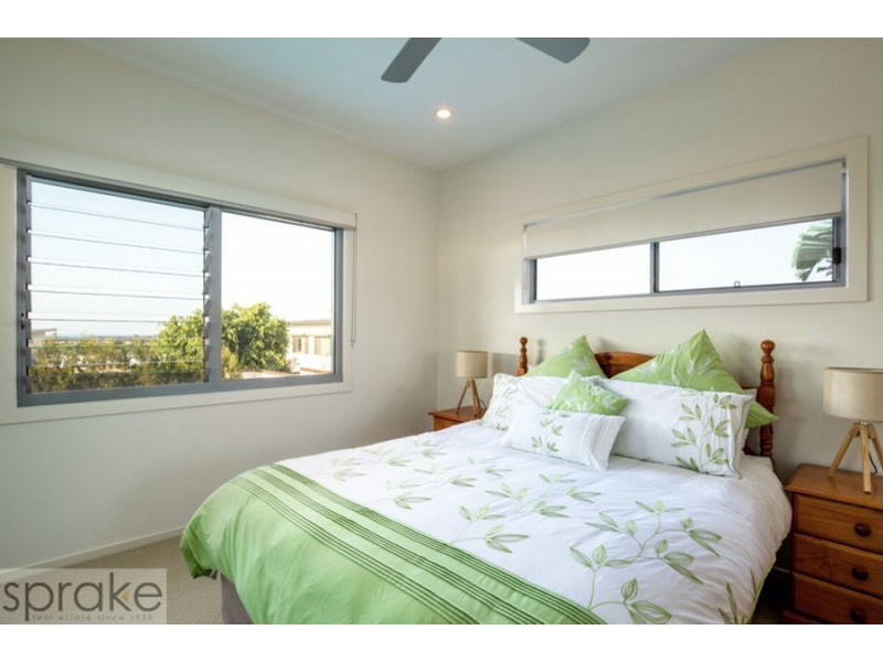 45 Sandy View Drive, Nikenbah QLD 4655