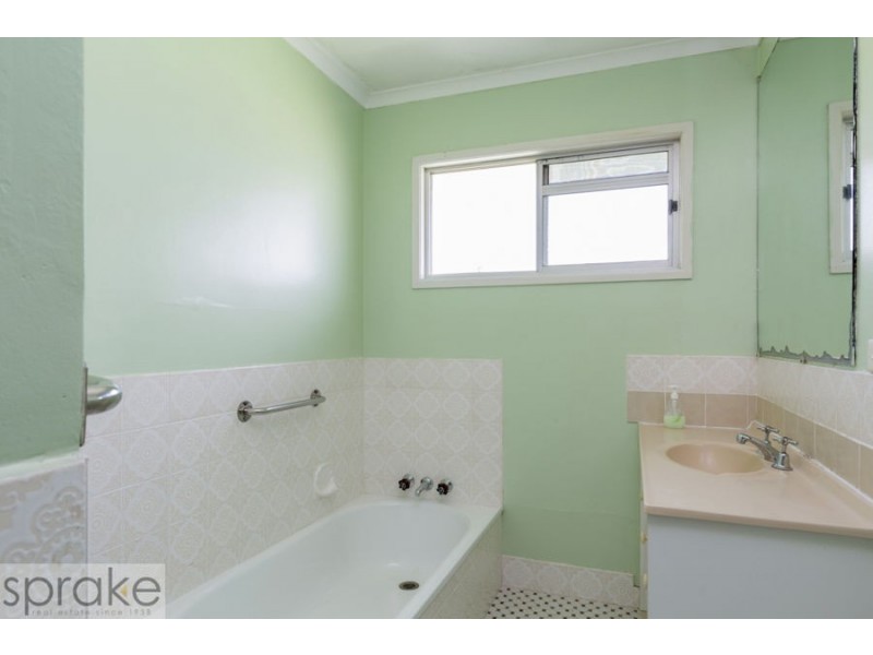 247 Condor Drive, Sunshine Acres QLD 4655