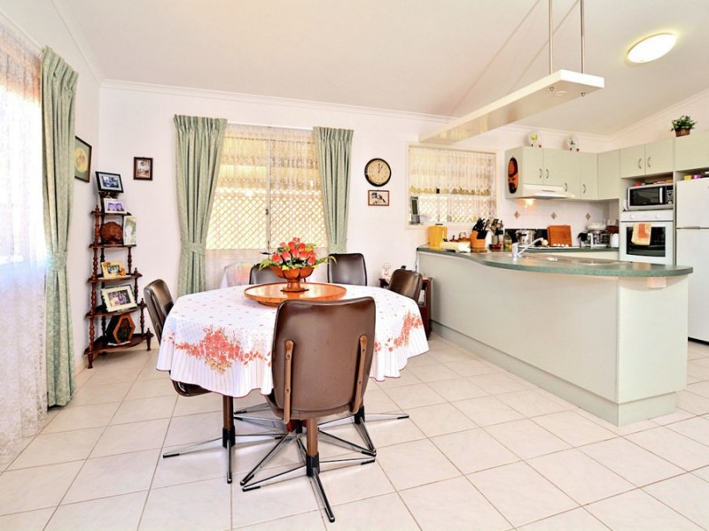 199 Clam Avenue, GOLDEN SHORES, Urraween QLD 4655