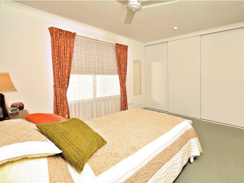 199 Clam Avenue, GOLDEN SHORES, Urraween QLD 4655