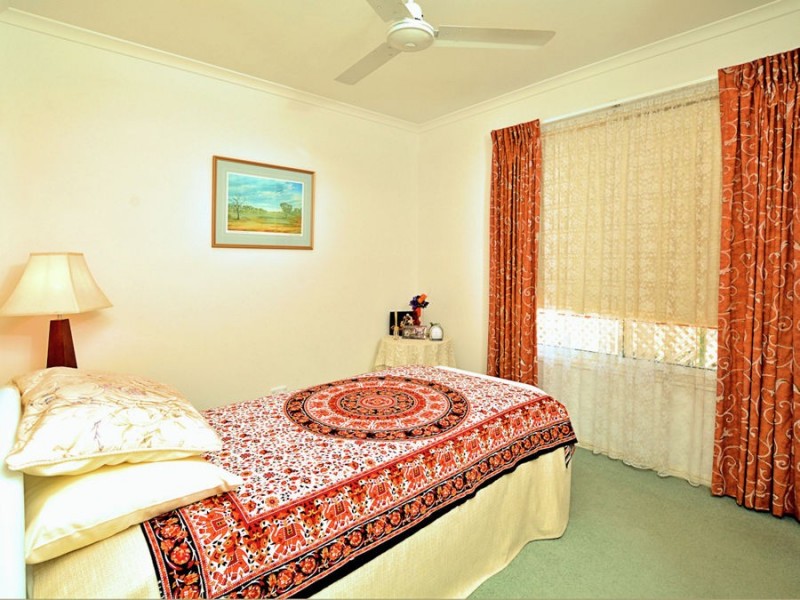 199 Clam Avenue, GOLDEN SHORES, Urraween QLD 4655