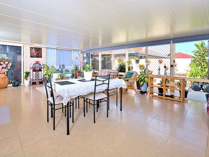 12 Wodalla Mews, Point Vernon QLD 4655