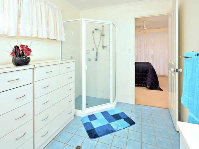 12 Wodalla Mews, Point Vernon QLD 4655