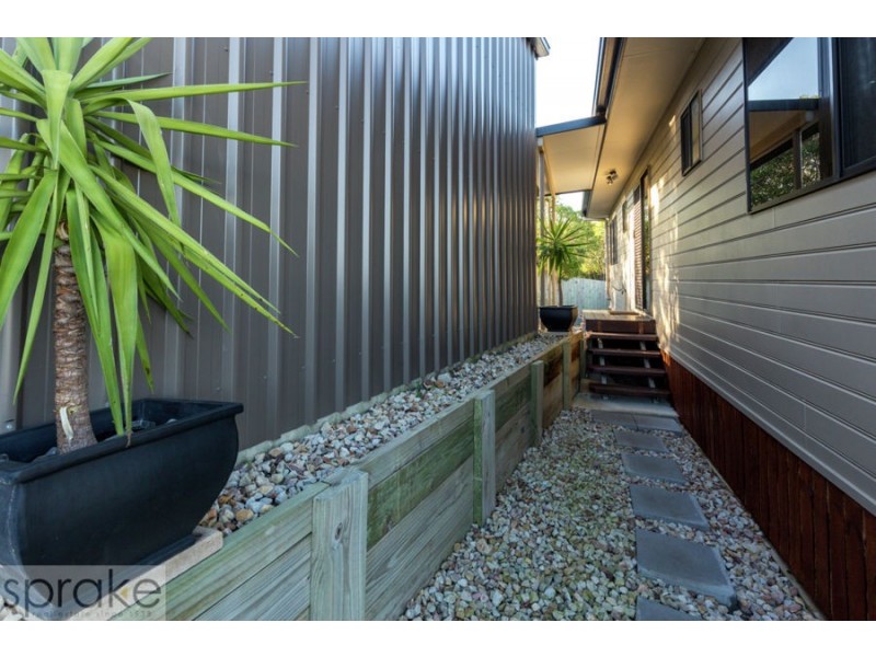 10 Sunad Court, Nikenbah QLD 4655