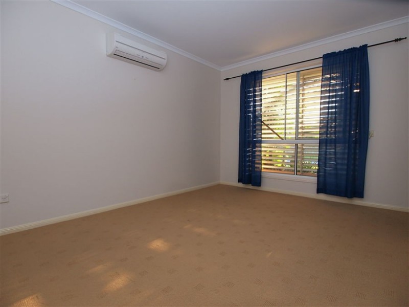 21 Tristania Crescent, Urangan QLD 4655