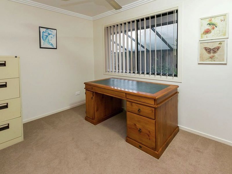 15 Delmo Court, Urraween QLD 4655