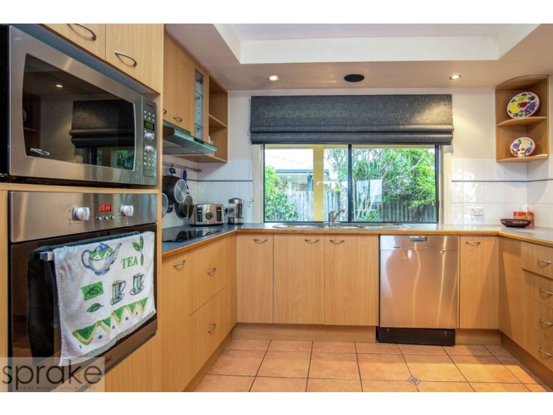 38-40 Gundesen Drive, Urraween QLD 4655