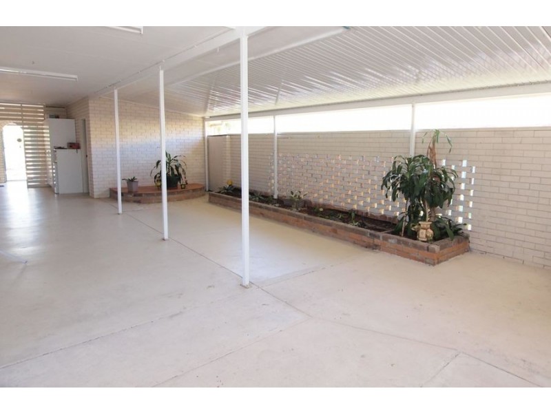 9 Kuruman Street, Scarness QLD 4655