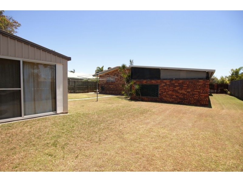 9 Kuruman Street, Scarness QLD 4655