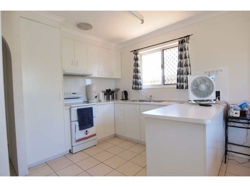 9 Kuruman Street, Scarness QLD 4655
