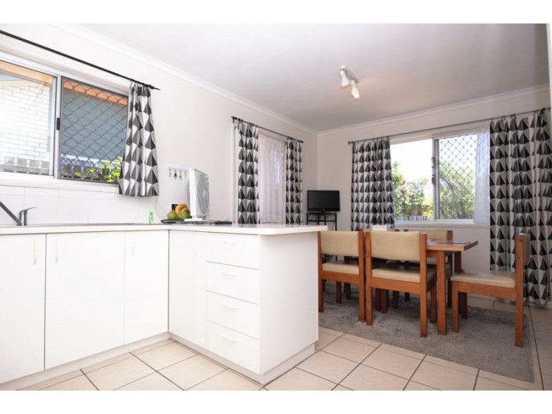 9 Kuruman Street, Scarness QLD 4655