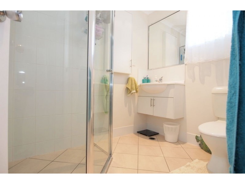 9 Kuruman Street, Scarness QLD 4655